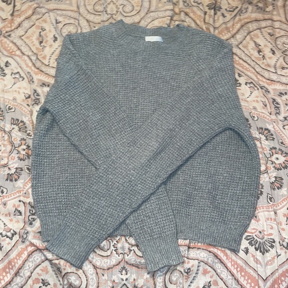grey knit sweater - Picture 3 of 4